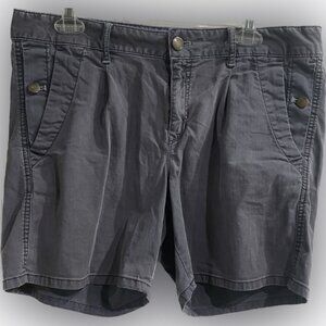 Gap Ladies Navy shorts. Size 10. Super cute!